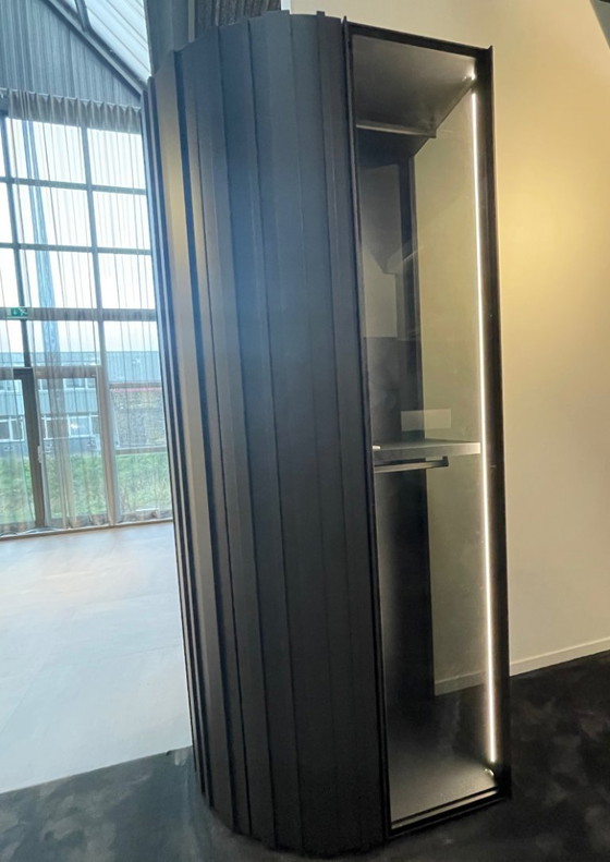 Image 1 of Stave Kast