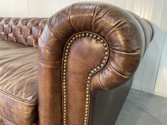 Mega XXXL Chesterfield Sofa Cognac Cigars Mint Condition – Leather, Wood (photo 5 of 11)