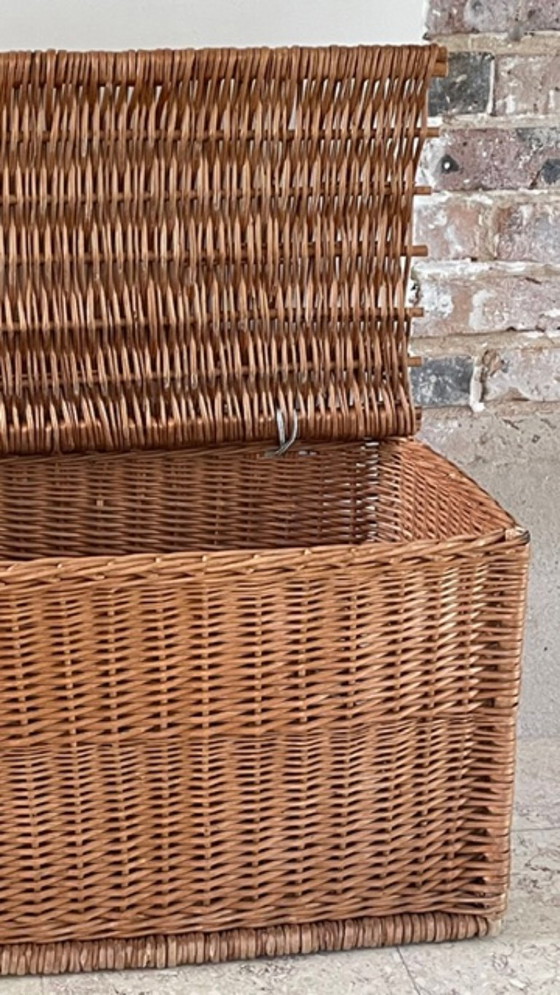 Handgemaakte, gesigneerde vintage aardewerk vaas – Ladekasten, Rattan (photo 8 of 37)