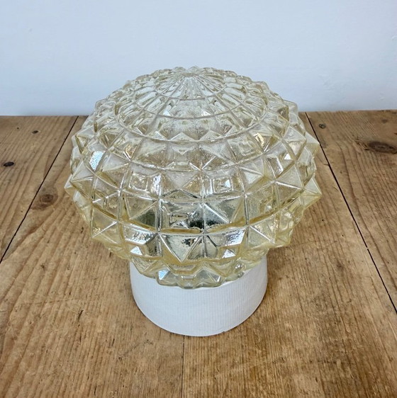 Plafonnier vintage en porcelaine blanche, années 1970 – Ceramic, Glass (photo 4 of 12)