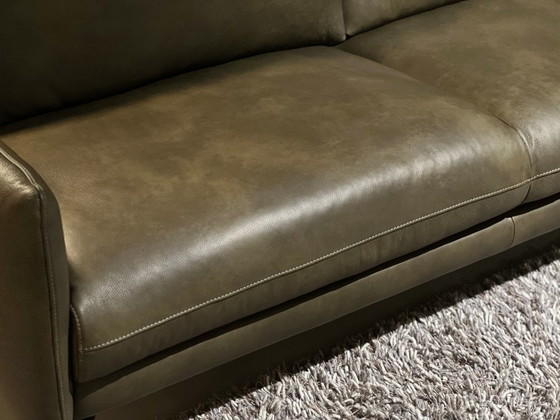 Image 1 of MaXxim 3 seater and