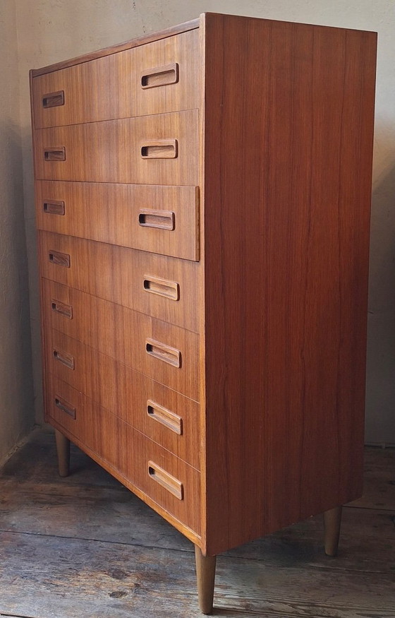 Image 1 of eak Chest of 7 Drawers van Borge Dam, Denemarken 1960