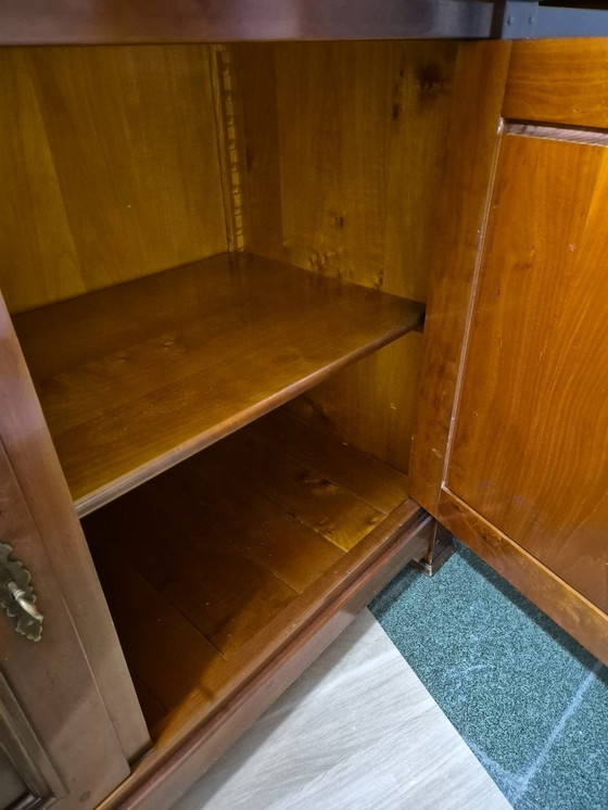 Image 1 of Aparador de cerezo