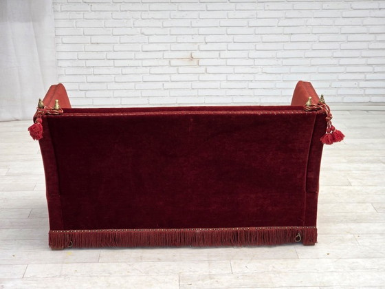 Image 1 of Deense tweezitsbank met neerklapbare armleuningen in Spaanse stijl, jaren 70, bekleed met velours.