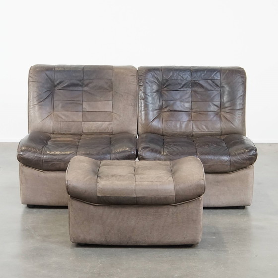 Image 1 of Graues Vintage Leder Elemente Design Sofa 2 Elemente + Hocker
