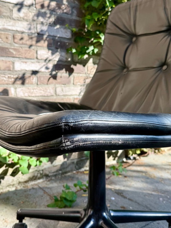 Image 1 of Artifort bureaustoelen 2x