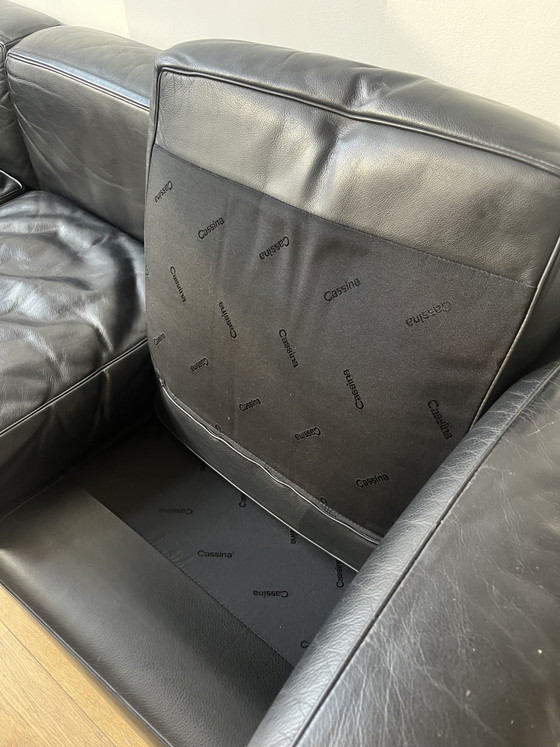 Canapé 3P LC2 Cassina – Leather, Metal (photo 5 of 6)