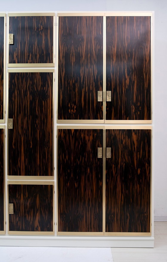 Image 1 of Armadio in ottone e noce di Luciano Frigerio, anni Settanta, della modernità di metà secolo.