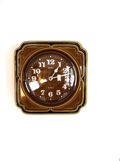 Reloj de pared Zentra de cerámica vintage de los años 70.