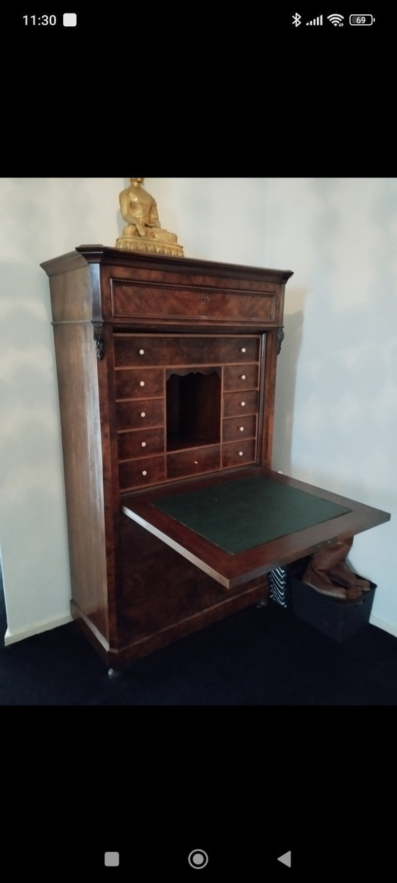 Image 1 of Cómoda antigua con escritorio