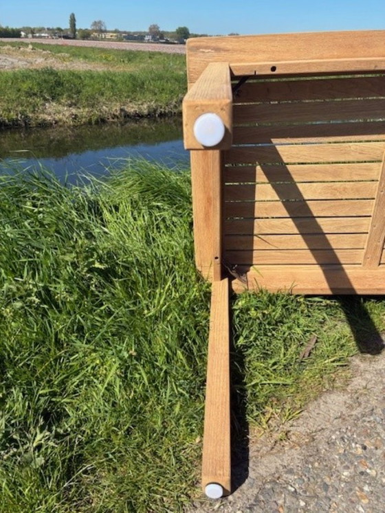 Image 1 of Table de jardin Gloster en teck de haute qualité et robuste - comme neuve -