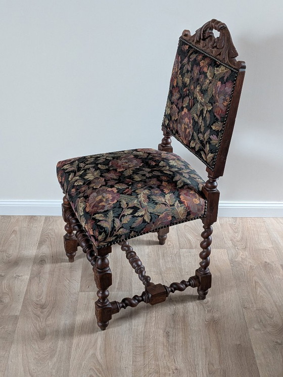 Image 1 of Sedia neorinascimentale belga in stile antico, ca. 1960 – Rovere intagliato e tessuto floreale