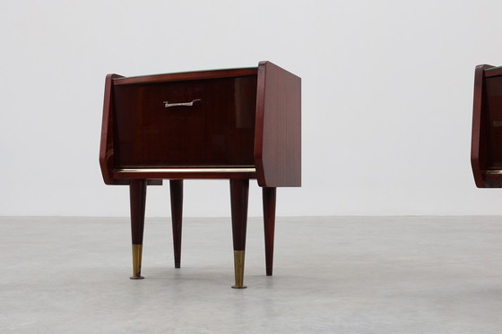 Image 1 of Paar vintage nachtkastjes in houtfineer, België 1950