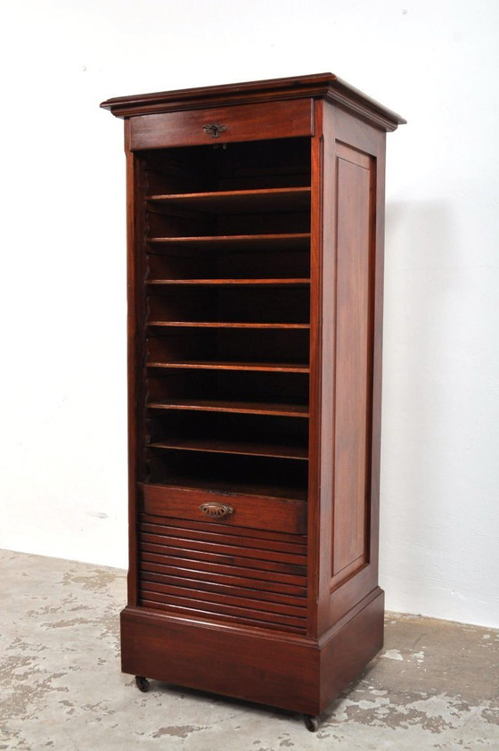 Image 1 of Antico mobiletto con anta a rullo in mogano, anni 1880