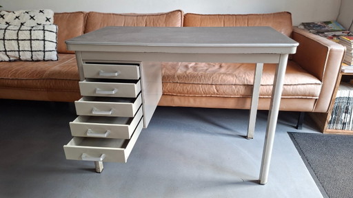 Scrivania/Segreteria in metallo vintage – Look industriale