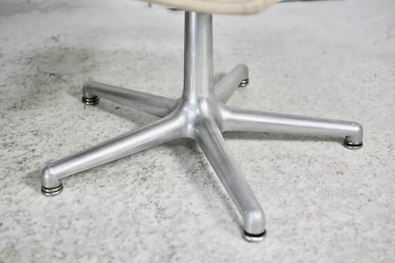 Image 1 of 2x Fauteuils de Geoffrey Harcourt