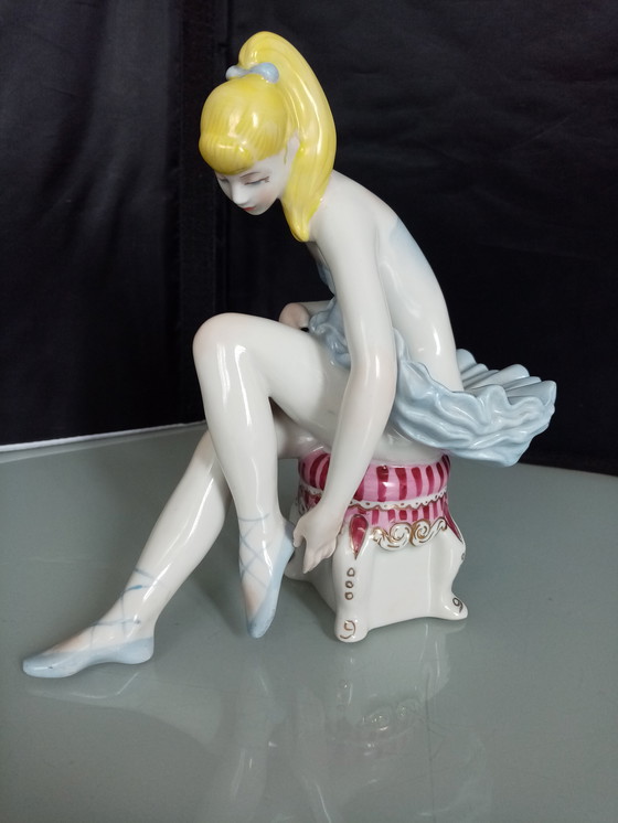 Image 1 of Oekraïens porseleinen ballerina figuur Yelena Yelochka jaren 60