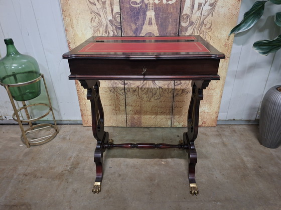 Image 1 of Secrétaire ou bureau d'écriture ancien, bureau de dame, dimensions 60 x 40 cm et 72 cm de hauteur