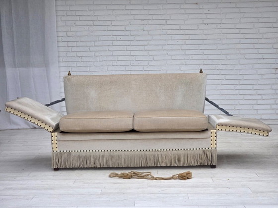 Image 1 of Divano danese a due posti con braccioli a goccia, anni '70, rivestimento in velluto.