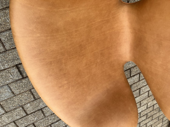 Image 1 of Original Vintage Fritz Hansen Swan Chair From 01-1975 in Beautiful Vintage Camel-Cognac Leather. In New Condition!!!