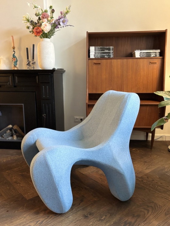 Image 1 of Max Jungblut - Club 112 Light Blue Divina MD 731 par Kvadrat