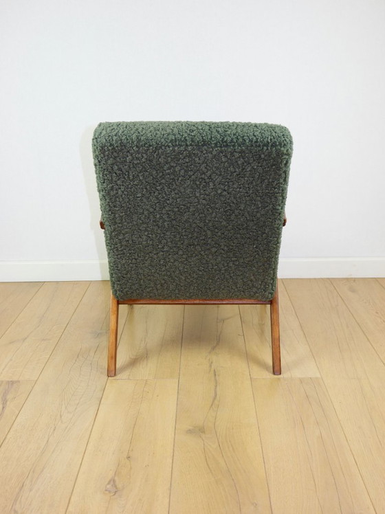 Image 1 of Poltrona vintage B-310 VAR verde oliva bouclé agnello strutturale