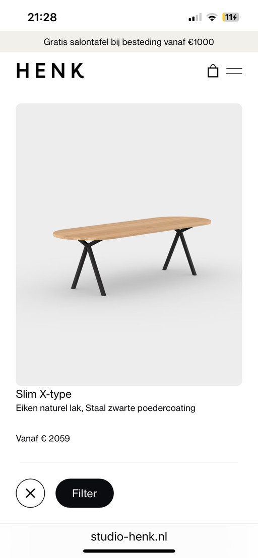Beautiful oval table Studio Henk, smart type