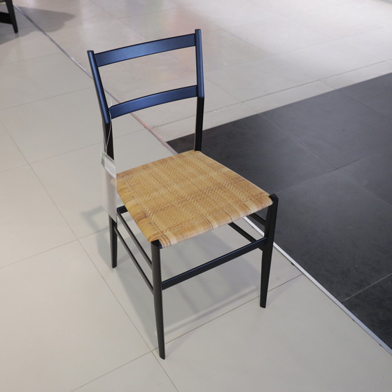 Image 1 of Sedia da pranzo Cassina Leggera