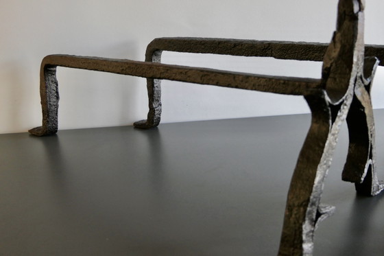 Image 1 of Paire de grands fers à repasser ou boules à feu en fer forgé (Andier)