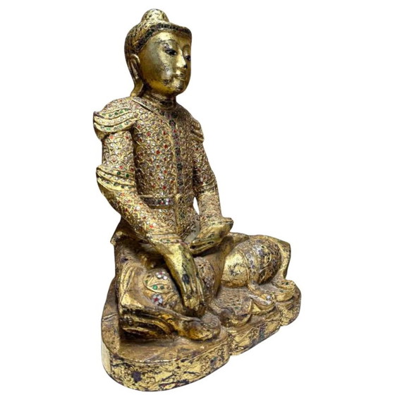 Estatua de Buda Mandalay Dorada de Myanmar – Bhumisparsha Mudra – Símbolo de Enraizamiento e Iluminación (photo 3 of 10)