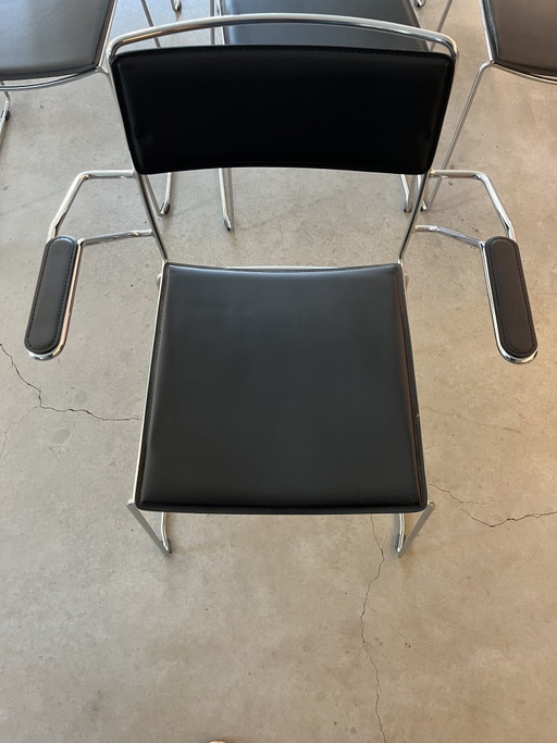 38 vintage design and contract chairs in Bauhaus style – chrome and black faux leather