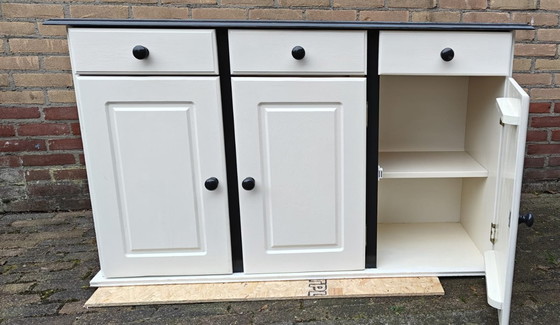 Image 1 of Elegant sideboard with anthracite top