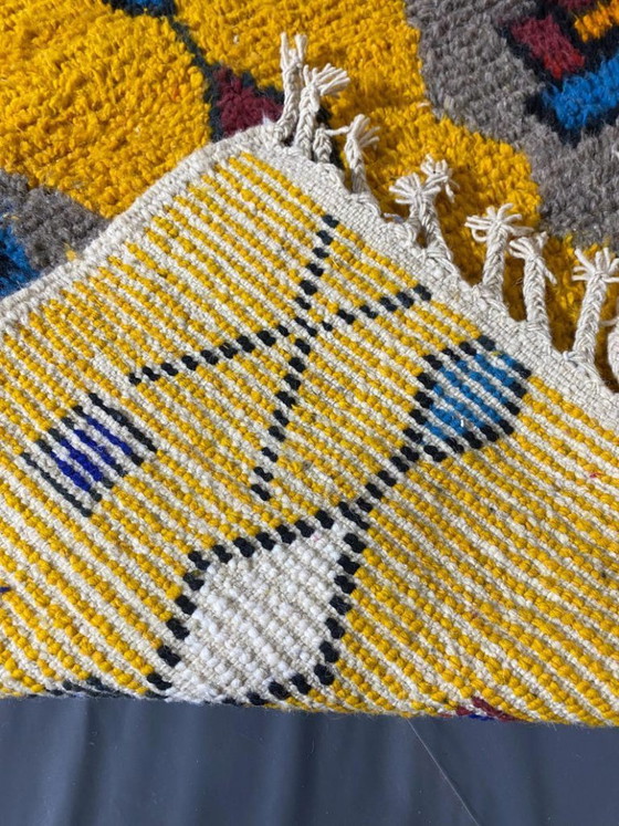 Image 1 of Alfombra pequeña amarilla Beni ourain hecha a mano de 200 x 100 cm.