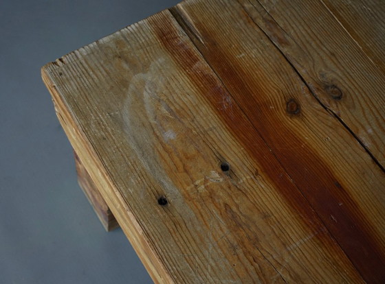 Image 1 of Kleiner Couchtisch aus Kiefernholz im Stil des Brutalismus, 1970er Jahre