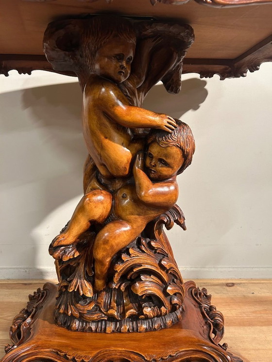 Image 1 of Vintage Barok TV tafel in hout 