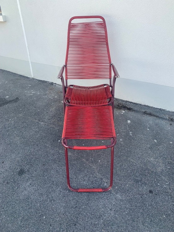 Image 1 of Chaise longue  vintage en scoubidou  véritable  