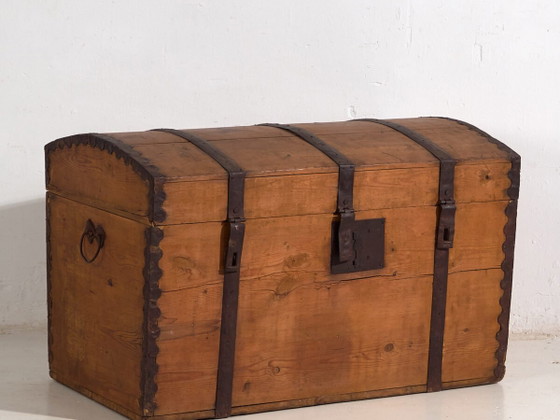 Antieke kist met metalen structuur (ca. 1900) #80 – Opbergkast, Rustic (photo 2 of 40)
