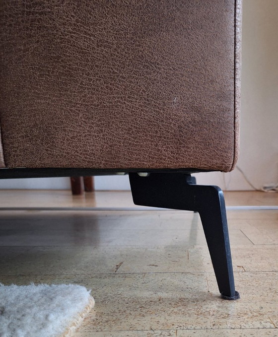 Image 1 of Wunderschönes großes 4-Sitzer-Sofa in Braun/Cognac