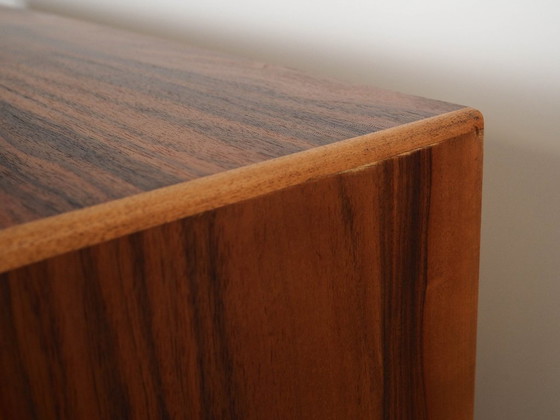 Image 1 of Librería de nogal, diseño danés, años 70, producción: Dinamarca