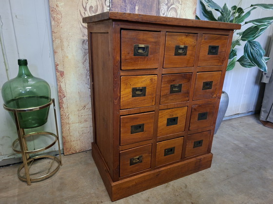 Image 1 of Teakhouten ladenkast, apothekerskast, archiefkast afm. 80x52cm en 101cm hoog.