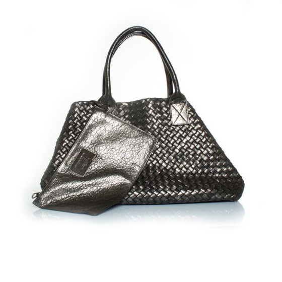 Image 1 of Bottega Veneta, cabas métallisé en édition limitée