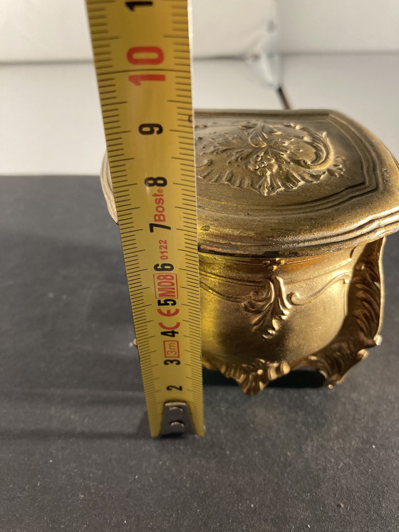Image 1 of Kleine, antike Schmuckschatulle aus vergoldetem Metall im Stil Louis XV.