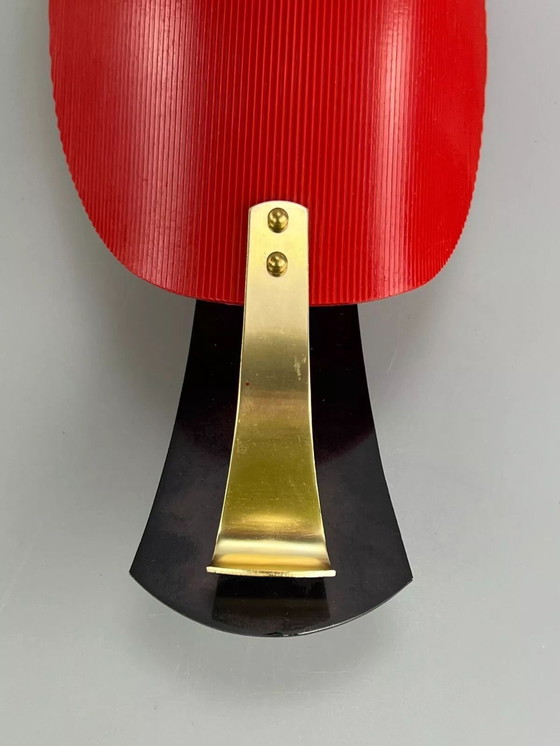 Image 1 of Lampada da parete in acrilico anni '60 e '70, design spaziale anni '60