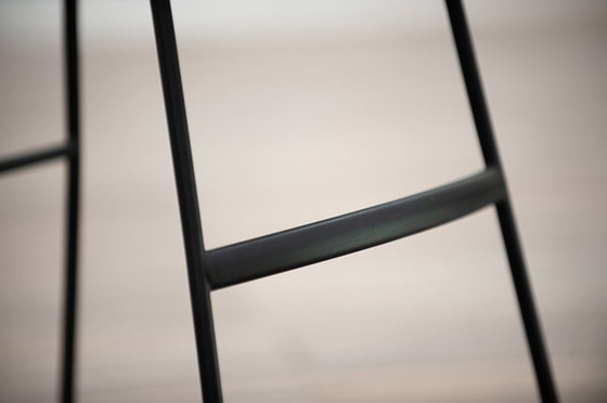 Image 1 of Enea Lottus High Sledge Barhocker