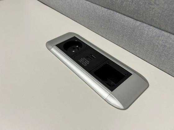 Image 1 of Bureau acoustique d'alcôve Vitra