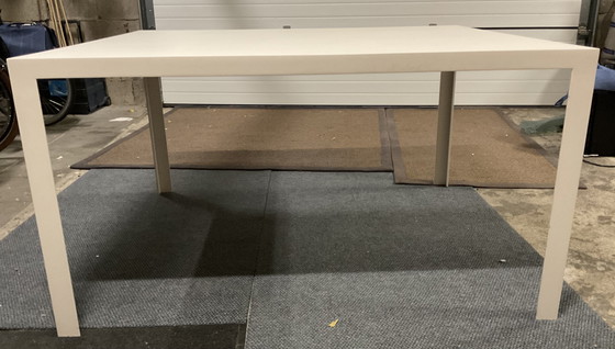 Image 1 of Metaform K1 dining table