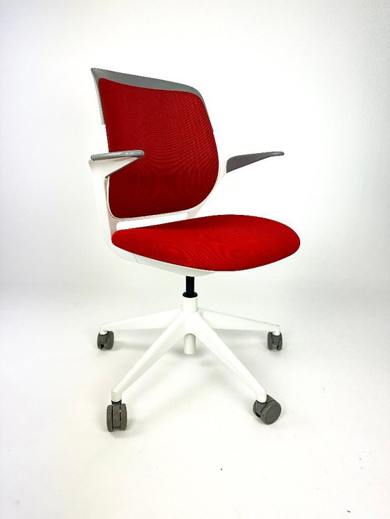 Image 1 of Steelcase Cobi Design stoel