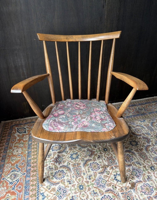 Vintage houten spijlen stoel
