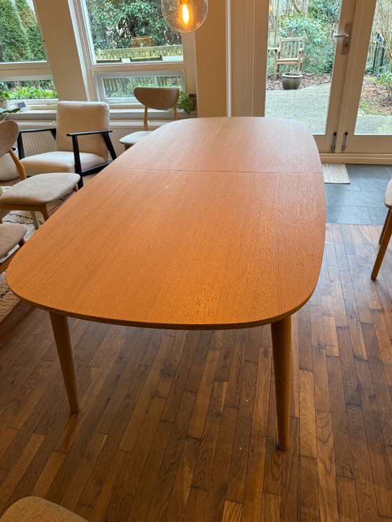 Image 1 of Mesa de comedor BOW de PBJ Designhouse — Roble macizo, extensible