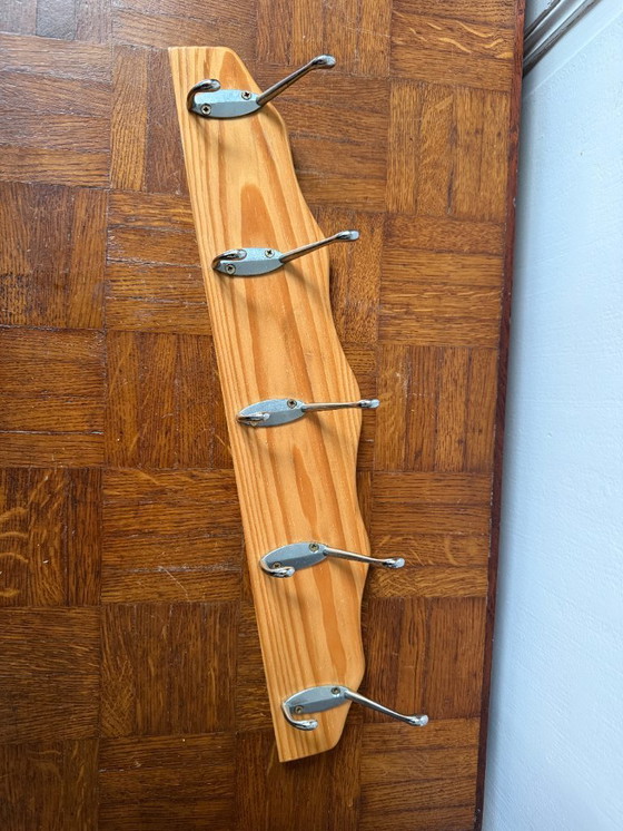 Image 1 of Appendiabiti in legno - 5 ganci in metallo